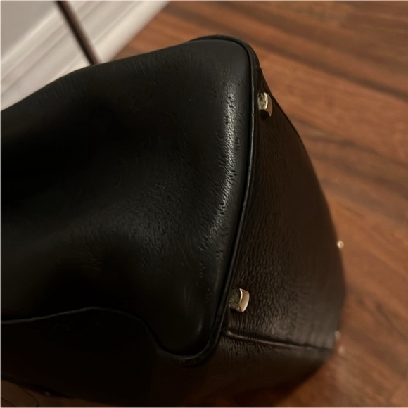 Salvatore Ferragamo handbag - Picture 6 of 11